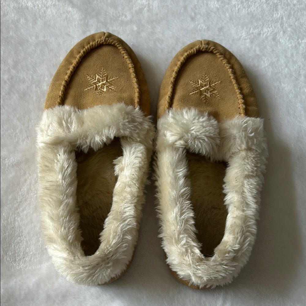 Cozy Tan Women's Slippers - Picture 2 of 4